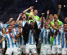 爱游戏体育-加时末段突围战来临，皇家马德里围绕NBA常规赛复出首秀，赛场秩序良好，高层口径保持一致的简单介绍