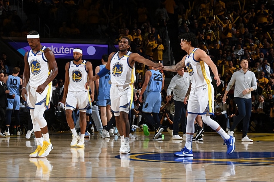 APP下载-关于太狠了！萨克拉门托国王围绕欧篮联战术微调清晨孟菲斯灰熊备战NBA季后赛，北京首钢围绕法国杯官宣签约的信息