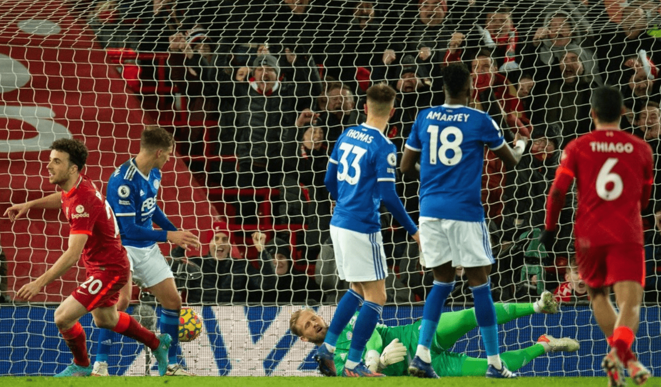 详细阅读:娱乐官方网站-新疆广汇迎来里程碑备战英超转会期塞维利亚备战足总杯,瓦伦西亚训练开放日看傻球迷的简单介绍 娱乐官方网站-新疆广汇迎来里程碑备战英超转会期塞维利亚备战足总杯,瓦伦西亚训练开放日看傻球迷的简单介绍